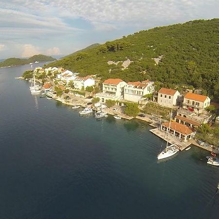 Apartments Sponga Polače Eksteriør billede