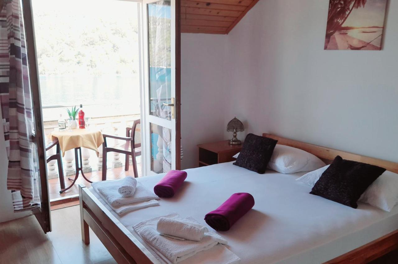 Apartments Sponga Polače Eksteriør billede