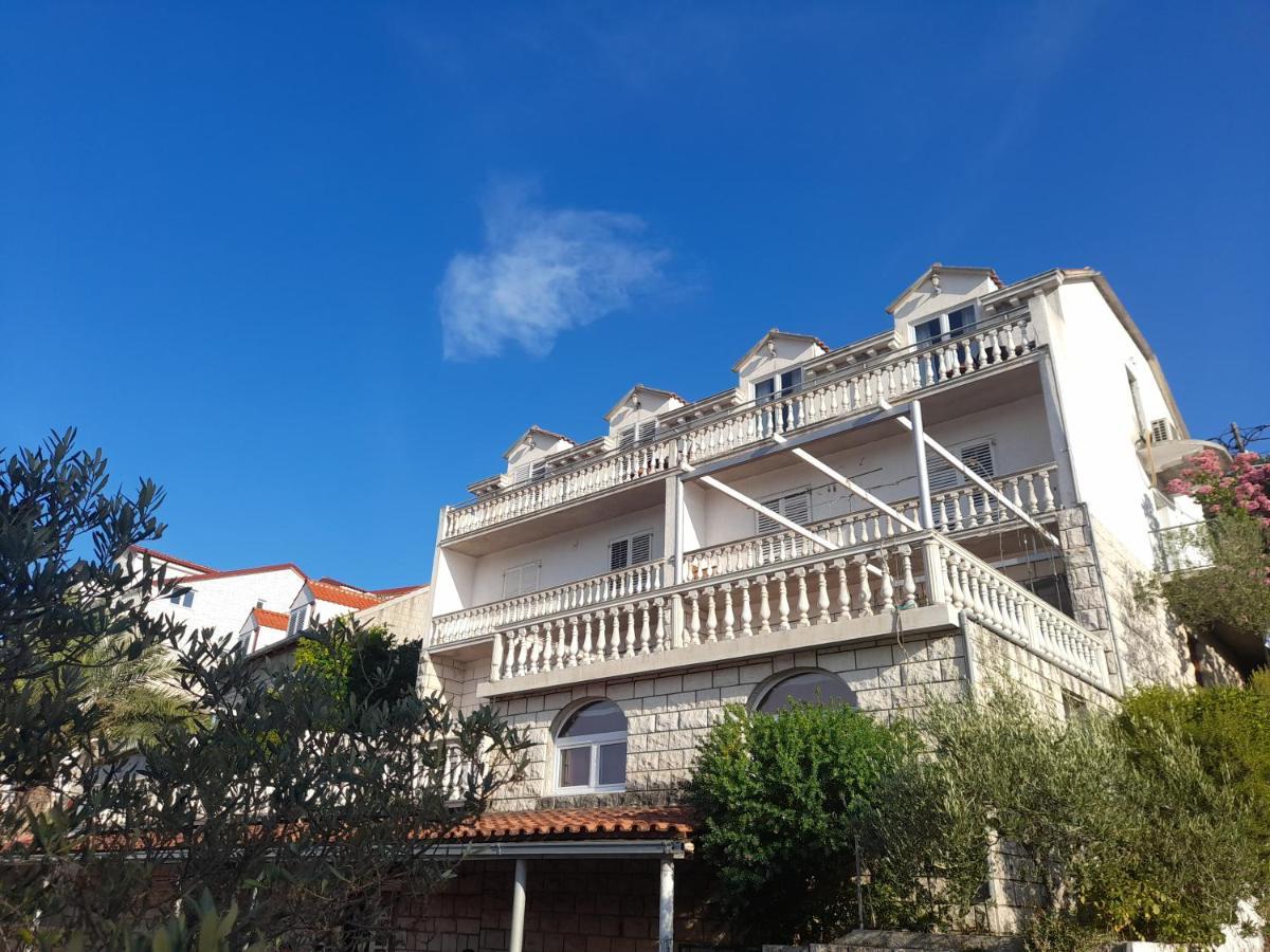 Apartments Sponga Polače Eksteriør billede