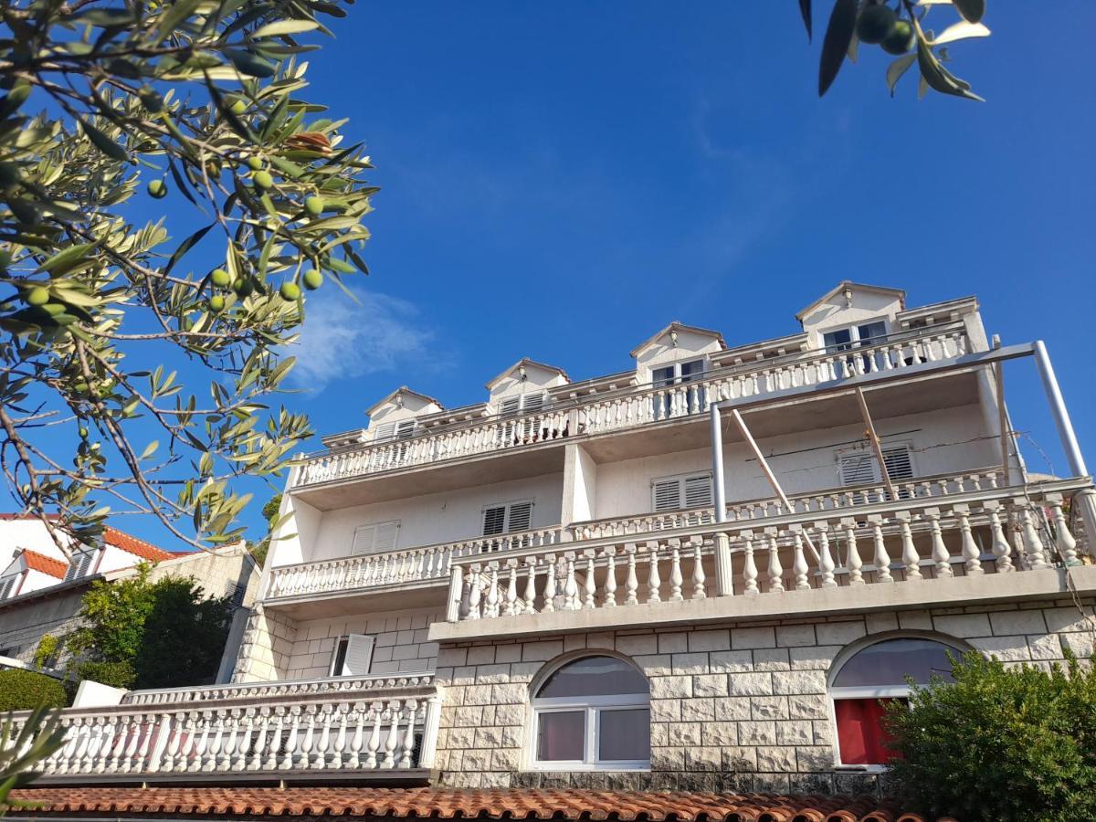 Apartments Sponga Polače Eksteriør billede