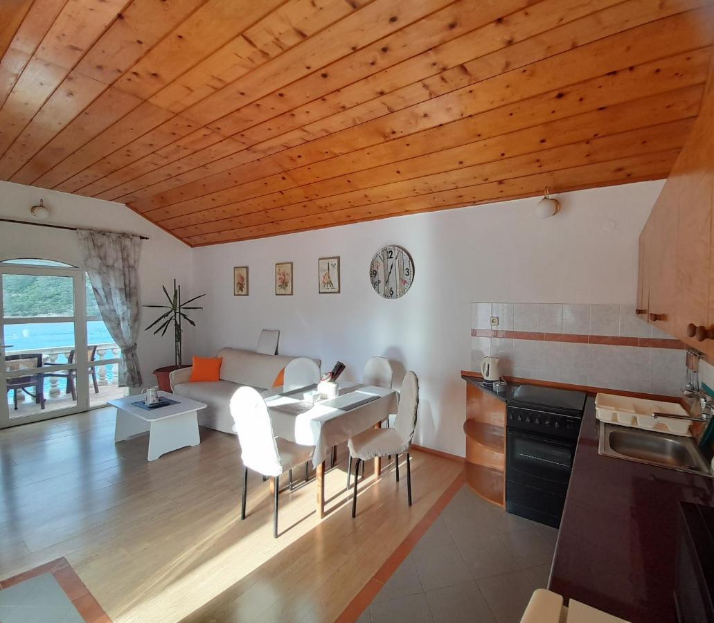 Apartments Sponga Polače Eksteriør billede