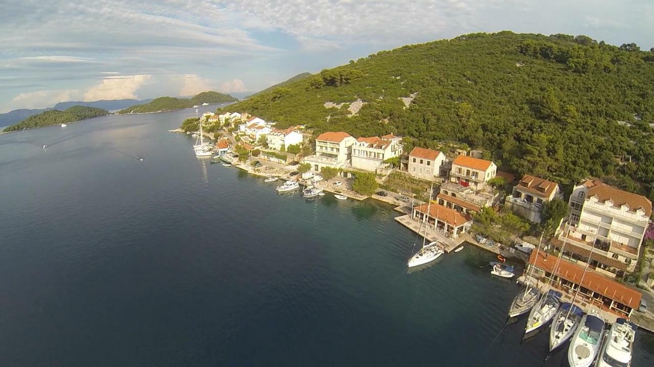 Apartments Sponga Polače Eksteriør billede